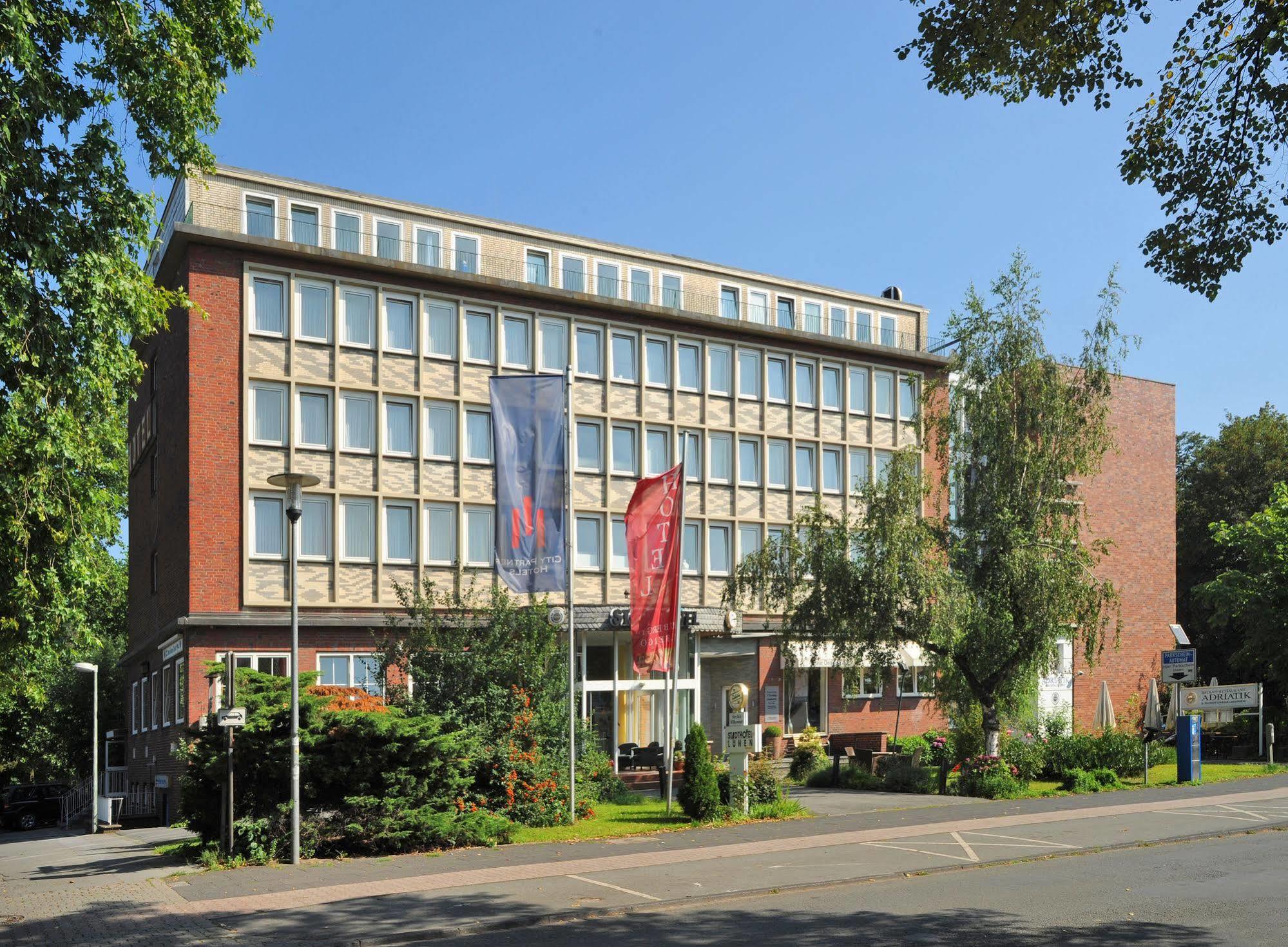 Retro - Art - Hotel Luenen Exterior photo